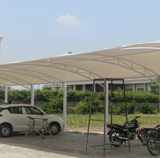 Tensile fabric shed